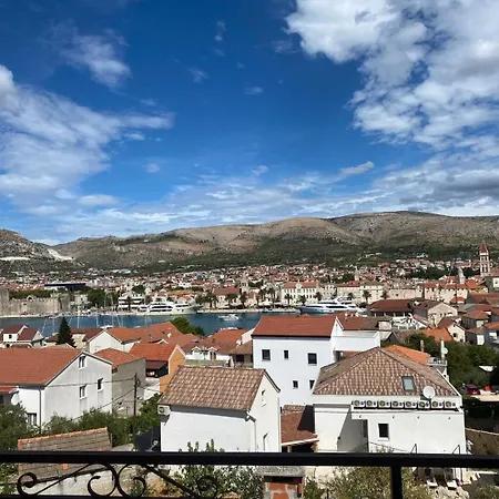 Apartment Tomi - With Beautiful View *
