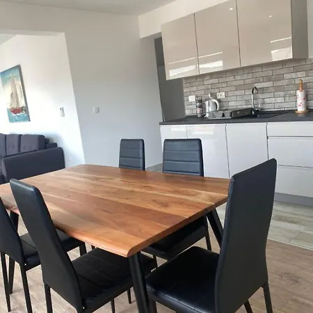 Tomi - With Beautiful View Apartment Trogir